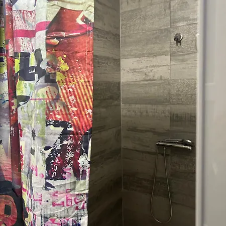 Apartment Estudio Junto A Estacion Y Tren Maria Zambrano *